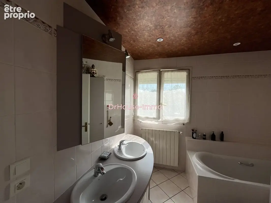 Maison 4 pièces 89 m² à vendre à Meximieux (01800) - photo 29