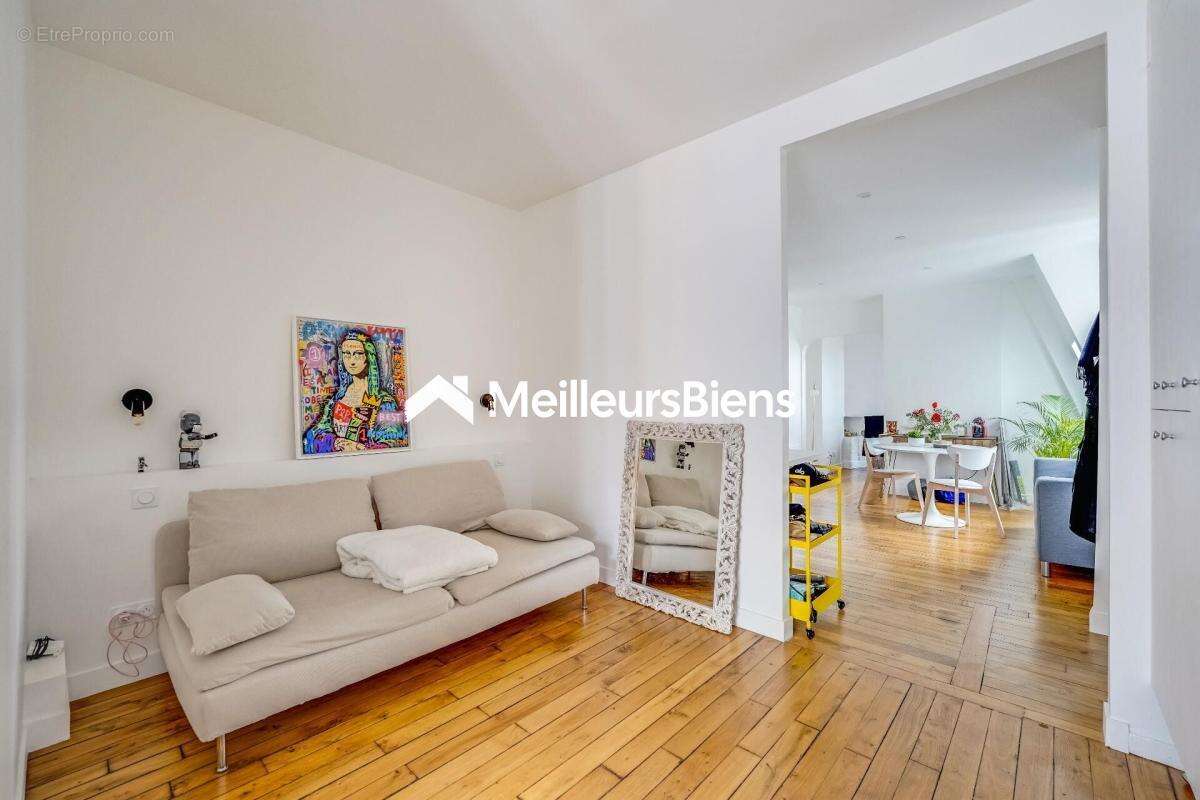 Appartement à LEVALLOIS-PERRET