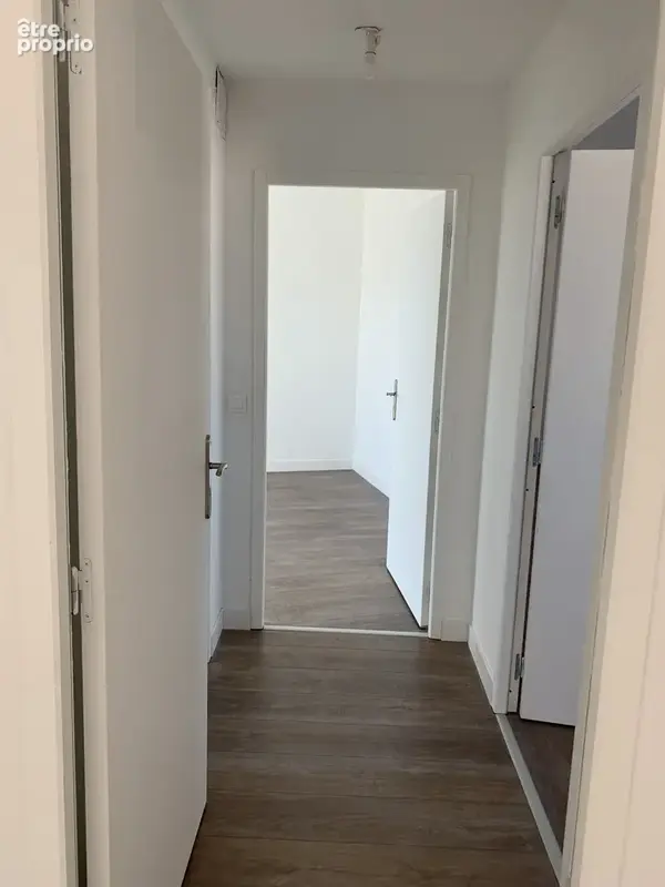 SARREGUEMINES F4 - 2 terrasses - parking intérieur - ascenseur - photo 14