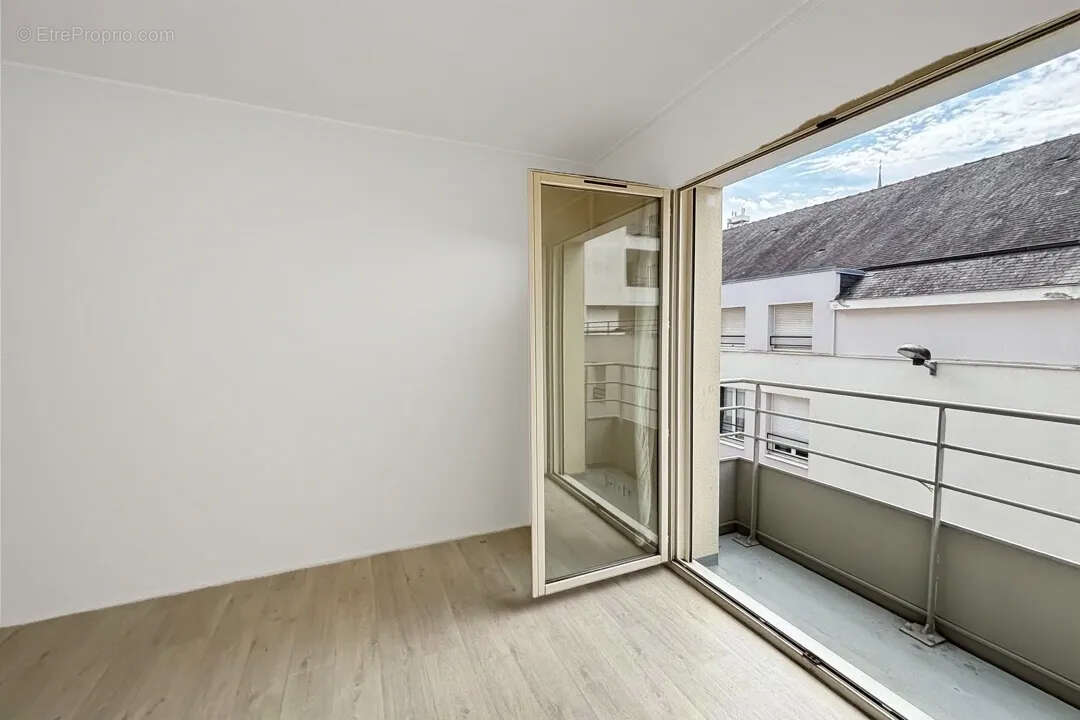 A vendre nantes/canclaux appartement avec ascenseur/parking securise - photo 4
