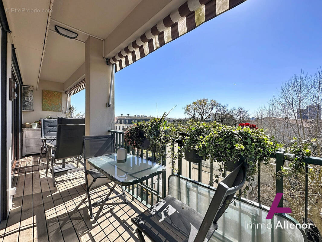 Appartement à BORDEAUX