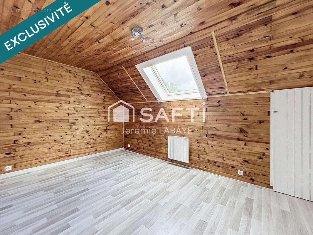 Photo 9 - Maison à LE PONT-CHRETIEN-CHABENET