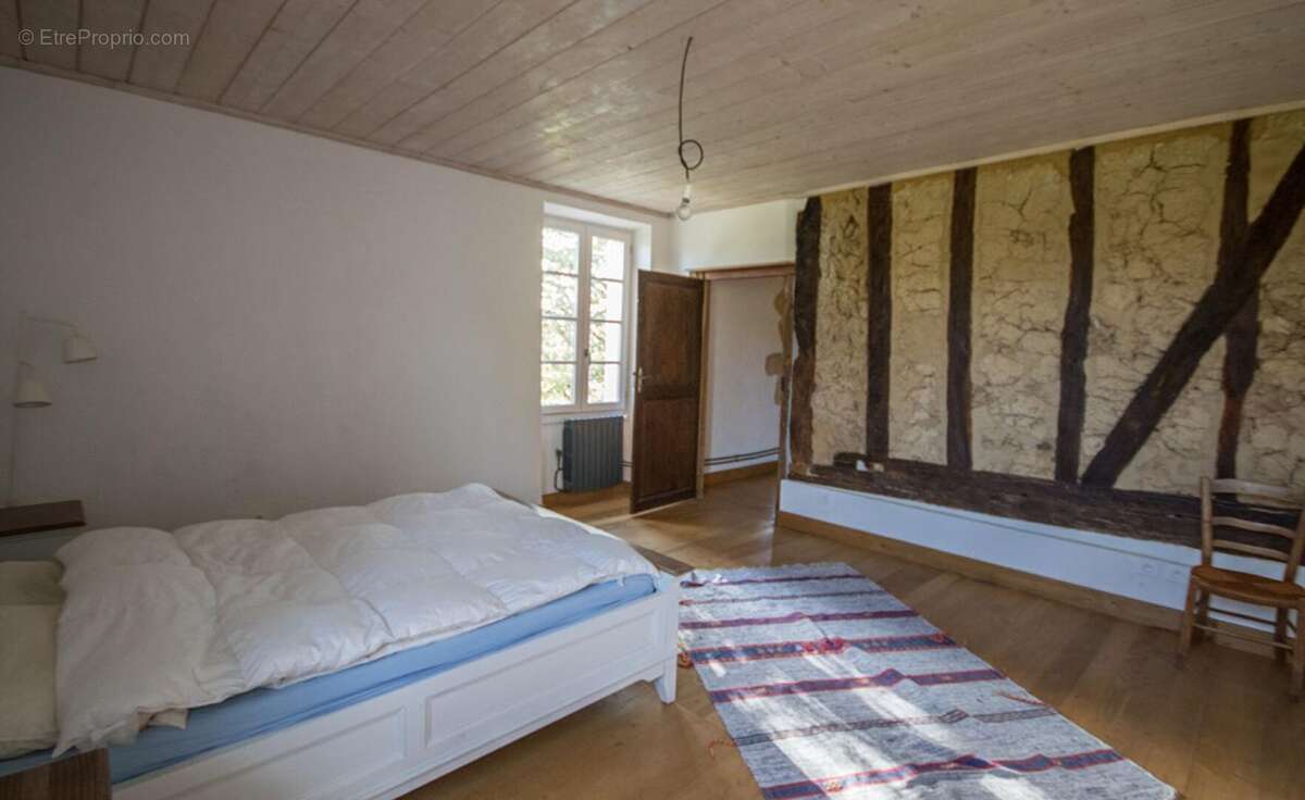 Maison à MIRANDE