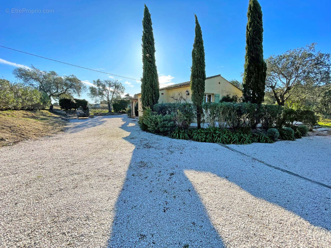 Maison à PLAN-DE-LA-TOUR