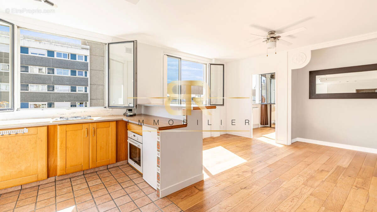 Appartement à PARIS-19E