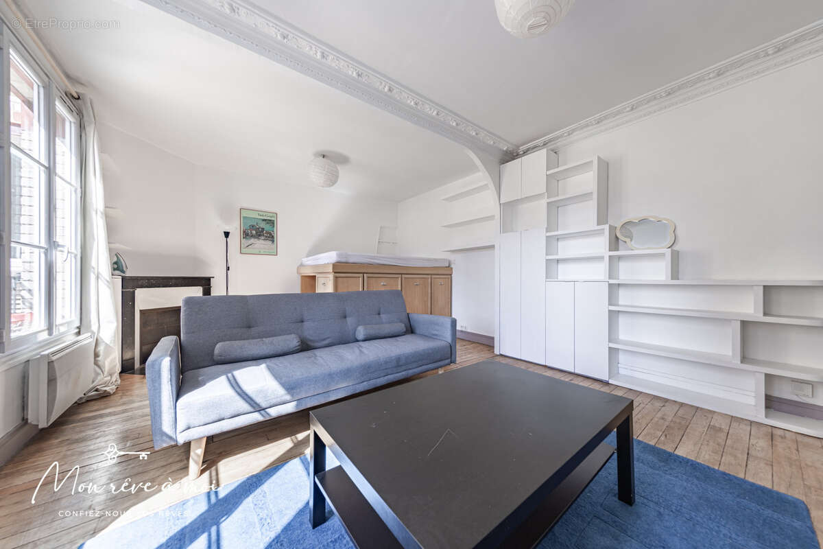 Appartement à PARIS-15E