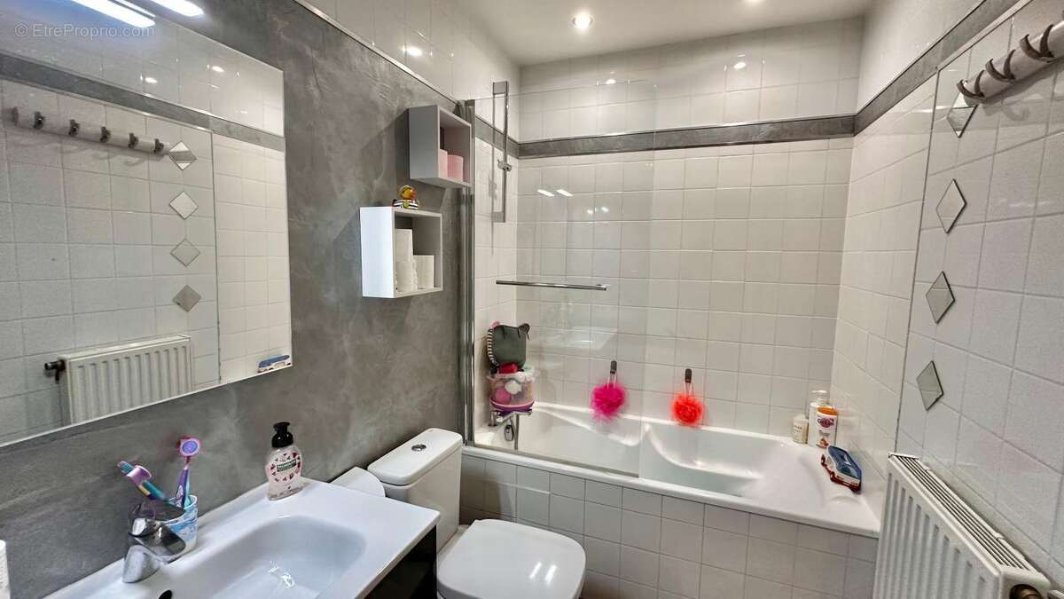 Appartement à QUINTAL