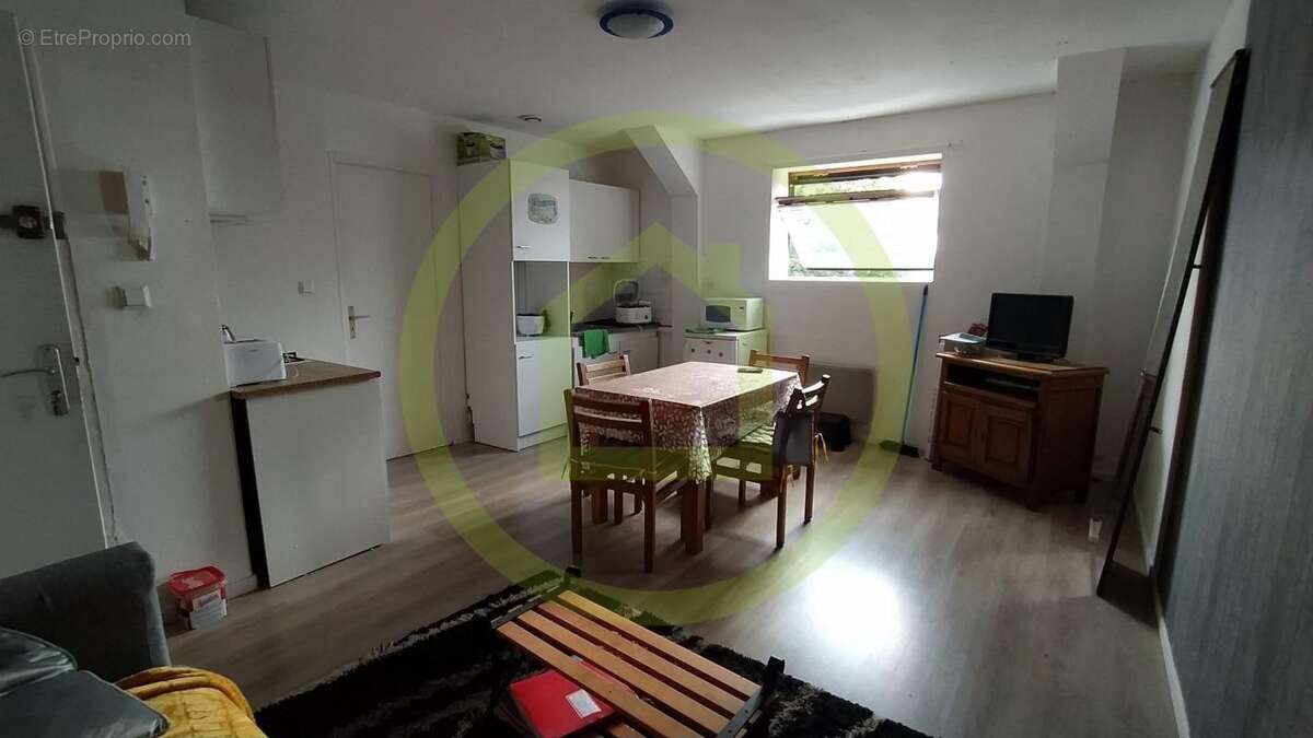 Appartement à FOURMIES