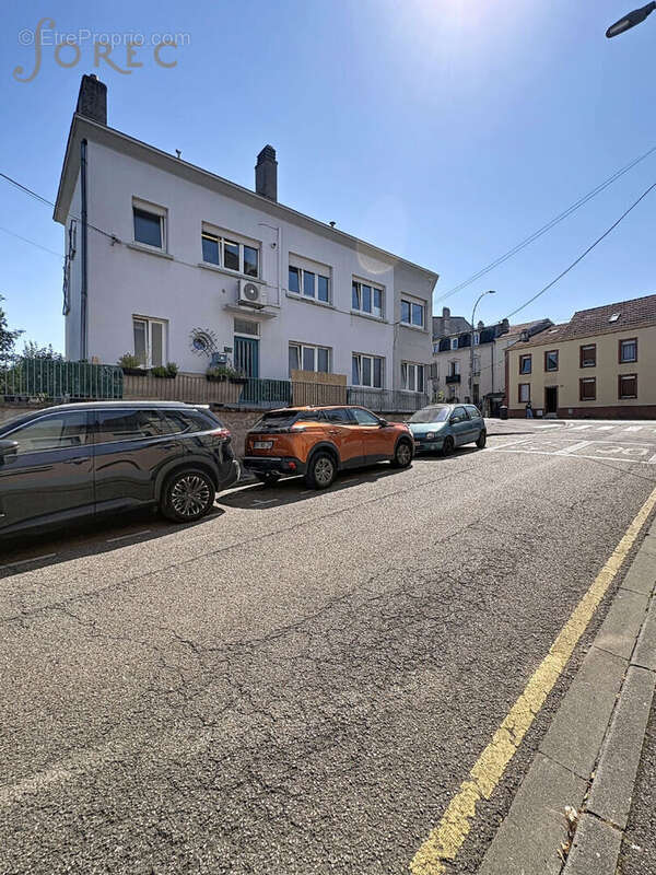 À VENDRE  Duplex 86,90 m² avec cave Montigny-lès-Metz - photo 2