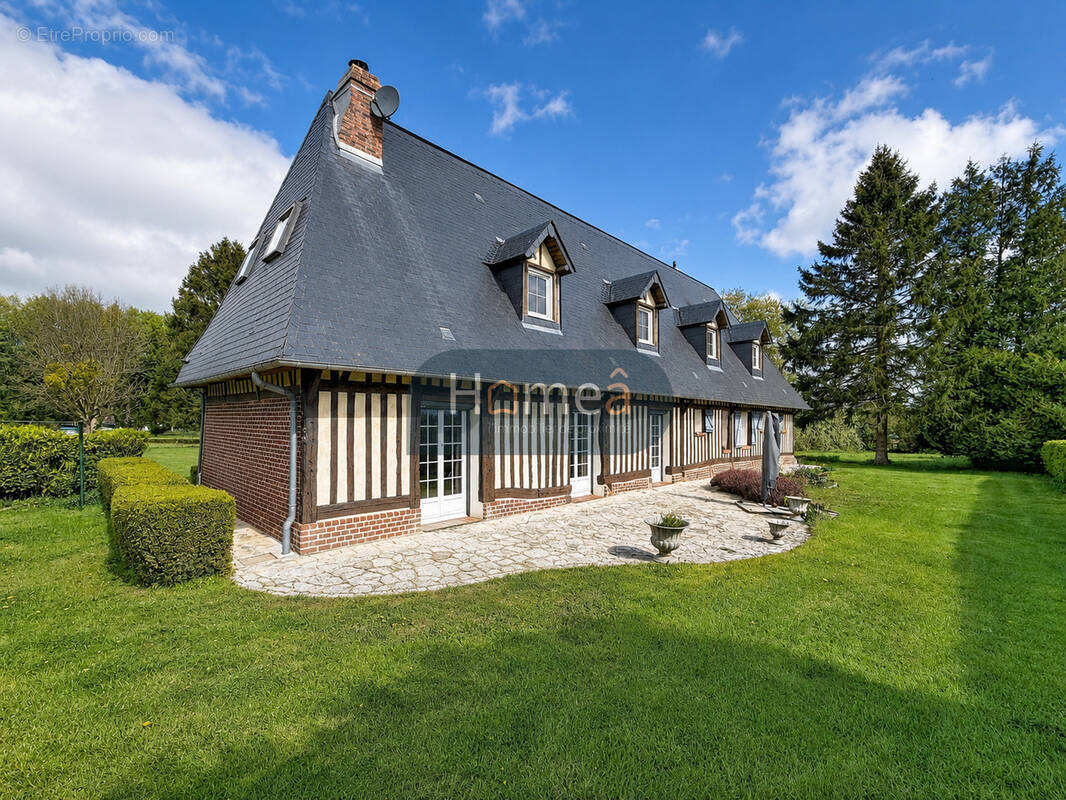 Maison à YERVILLE