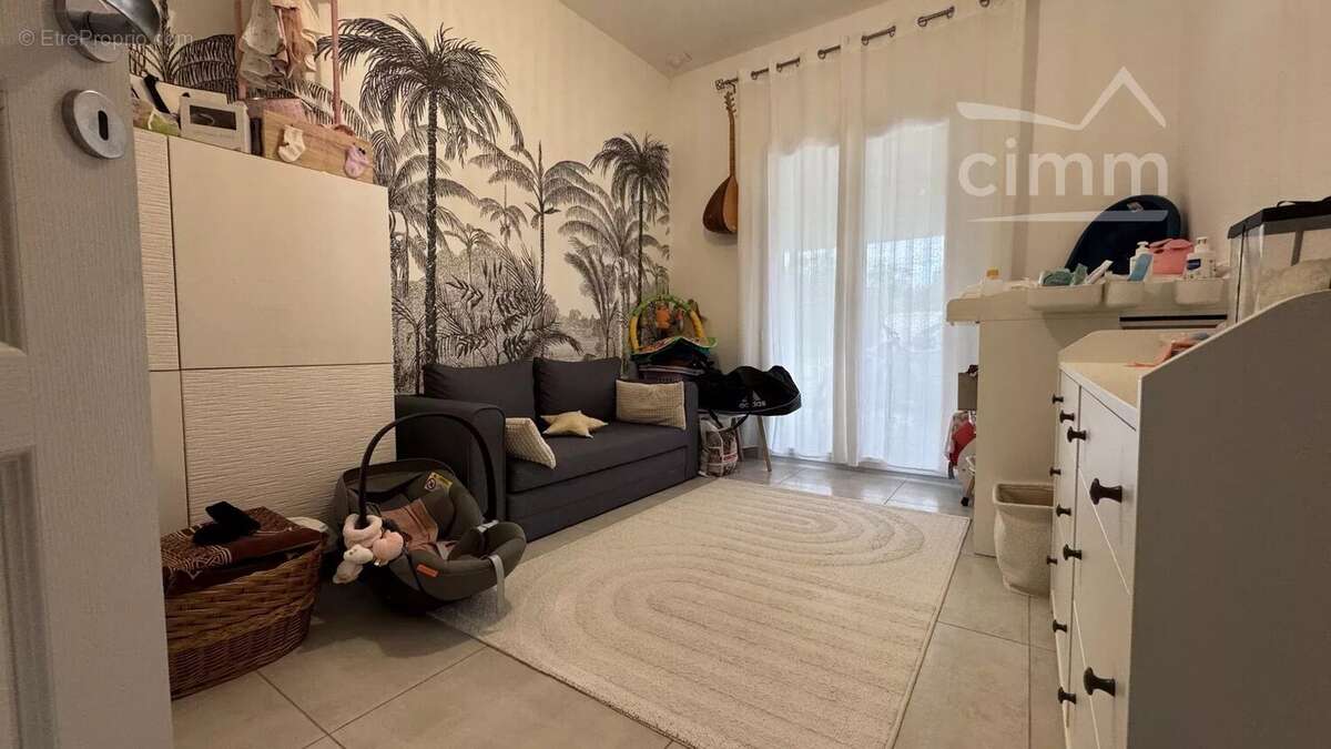 Appartement à ALBON