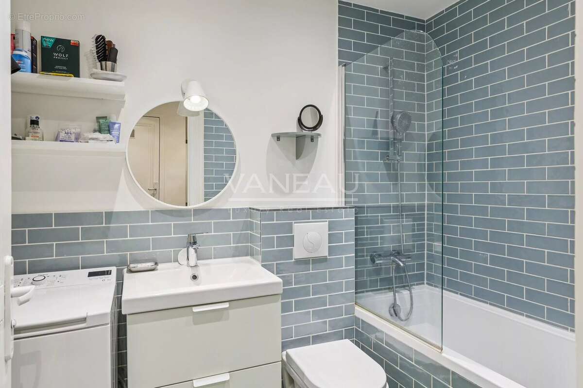 Appartement à PARIS-10E