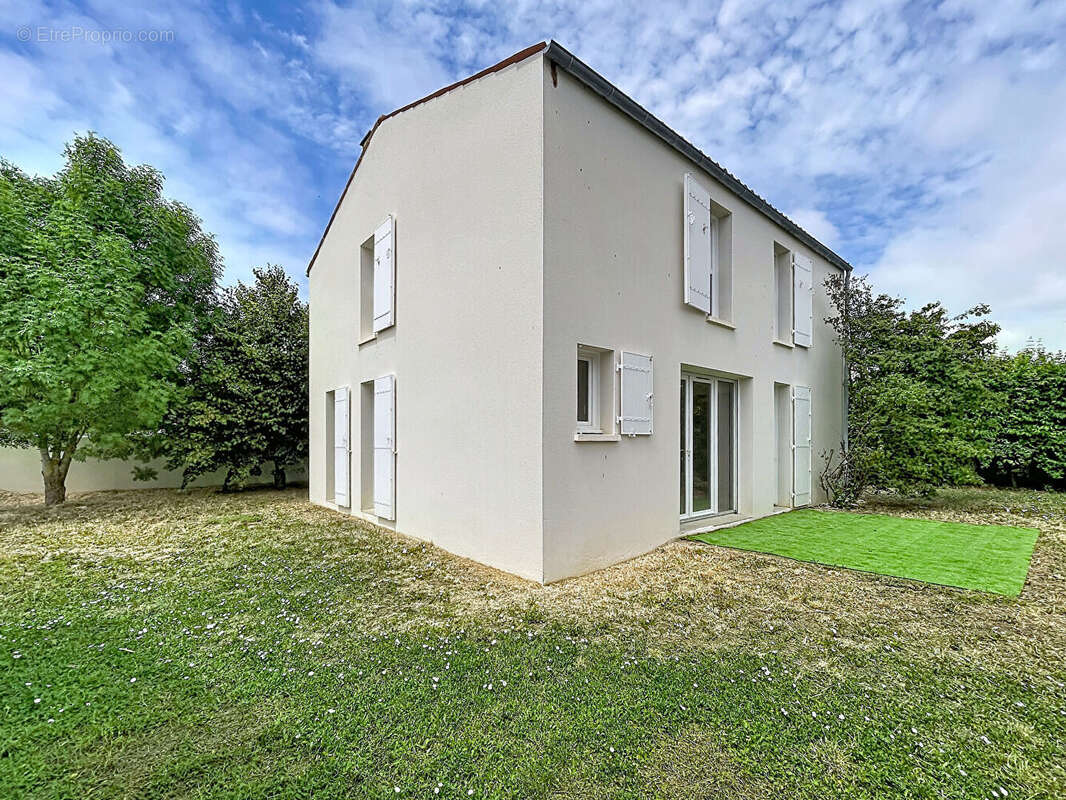 Maison à SAINT-VIVIEN