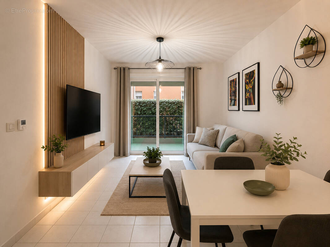 Appartement à PINS-JUSTARET