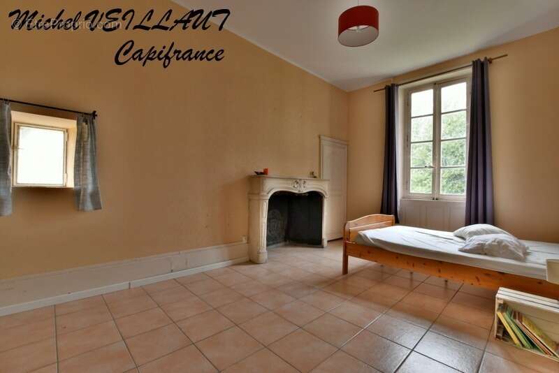 Maison à VILLENEUVE-SUR-ALLIER