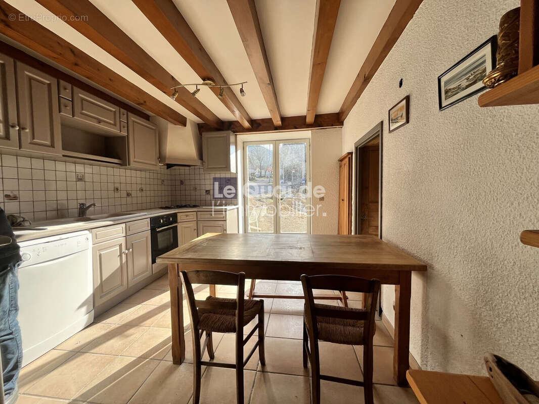 Maison à SAINT-PIERRE-DE-CHARTREUSE