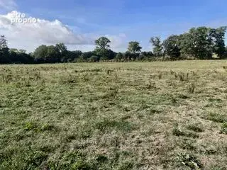 Photo Terrain à La Vraie-Croix au prix de 66 000€