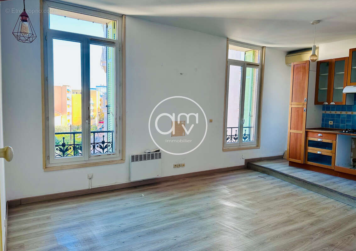 Appartement à HYERES