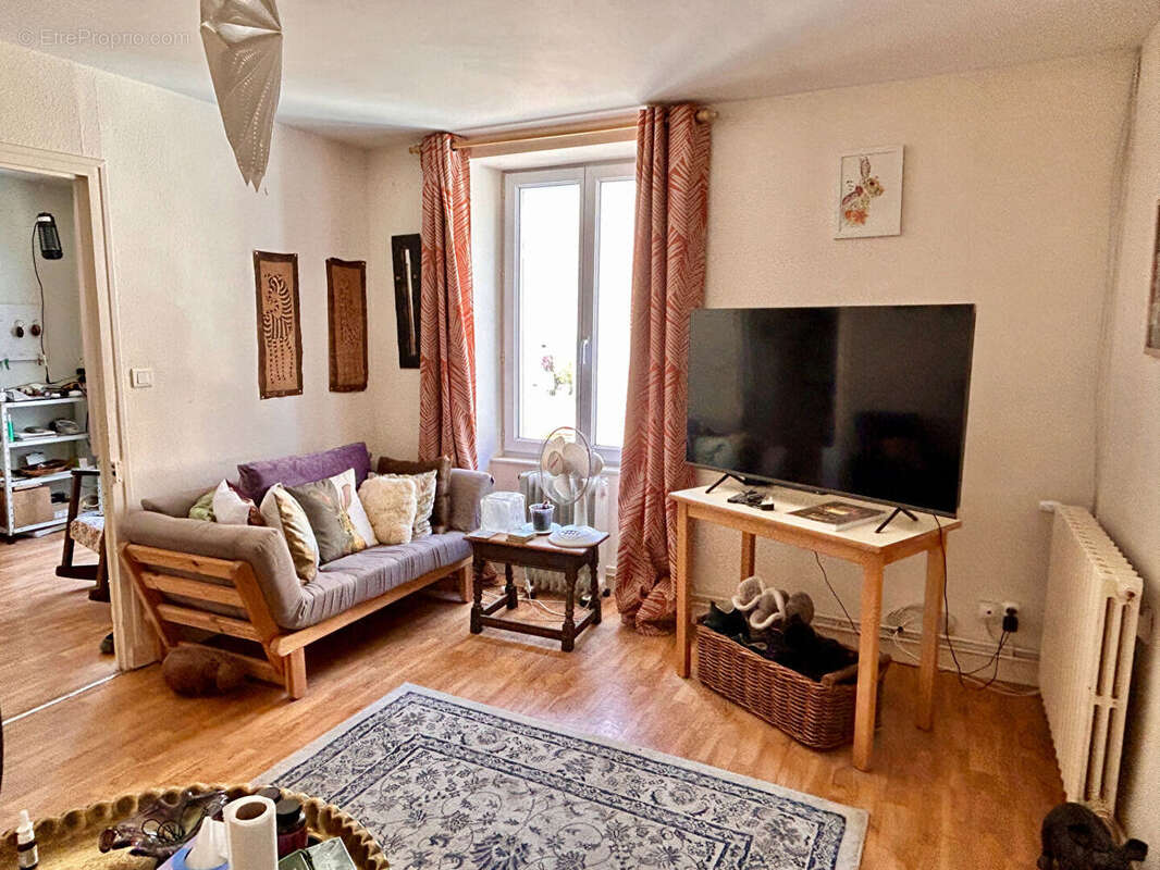 Appartement à MAUPREVOIR