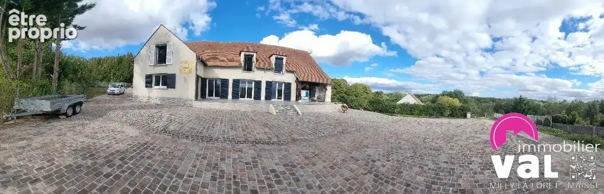 Maison 5 pièces 195 m² à vendre à Etampes (91150) - photo 1