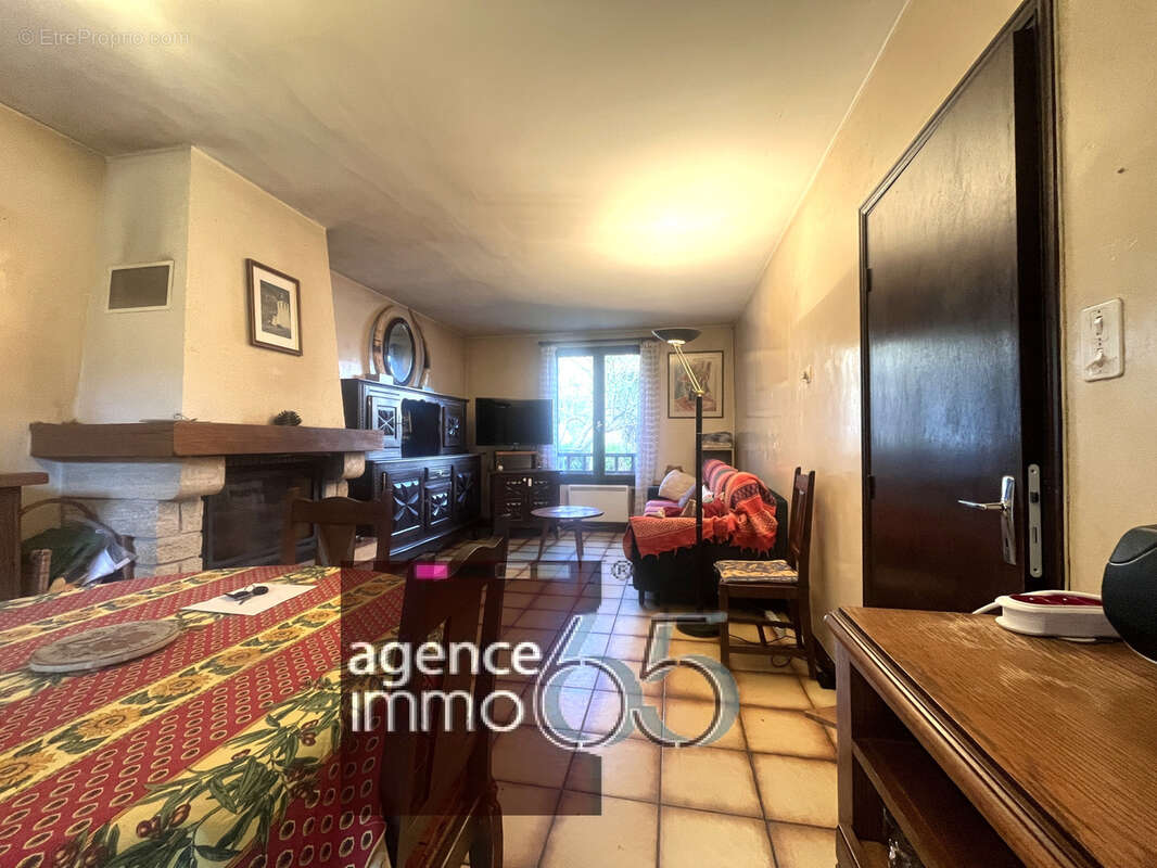 Maison à LUZ-SAINT-SAUVEUR