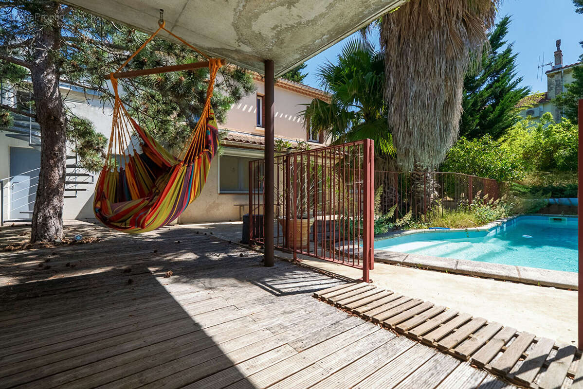 CARCASSONNE - PASTEUR Villa T9 272m² (207m² hab.) avec guest house, piscine, jardin, garage, et pool house - photo 10