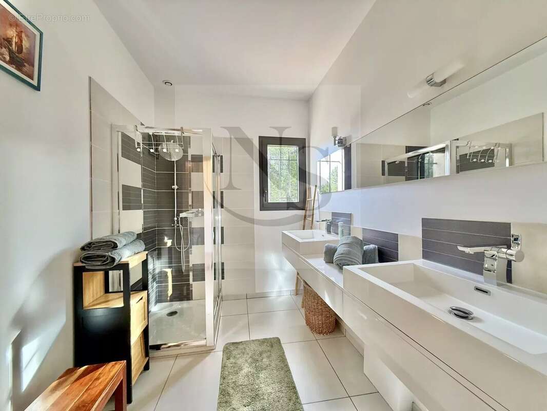 Maison à AIX-EN-PROVENCE