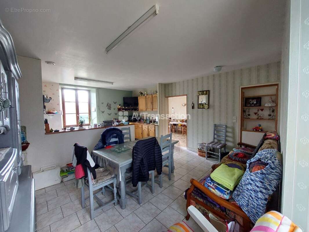 Maison à ARGENTRE