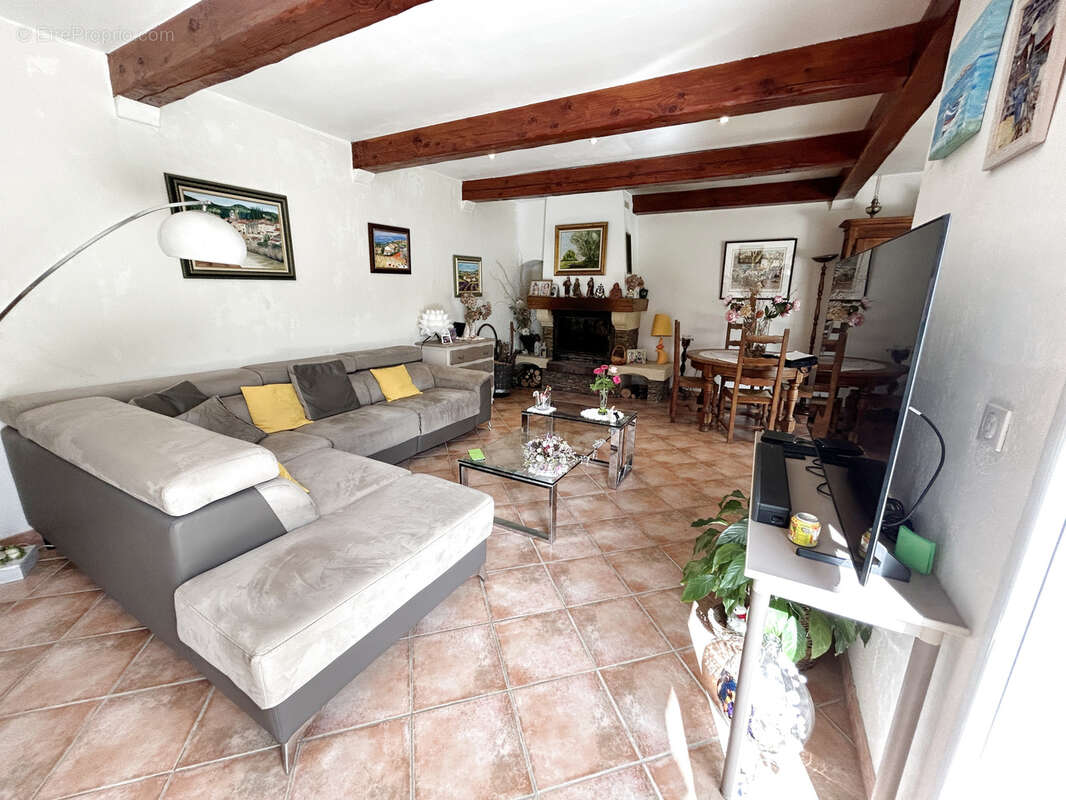 Maison à SUMENE