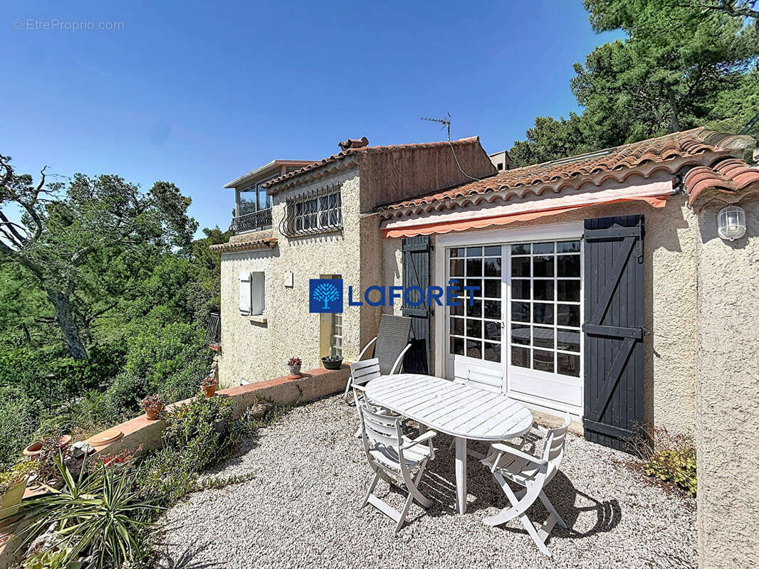 Maison à CARQUEIRANNE