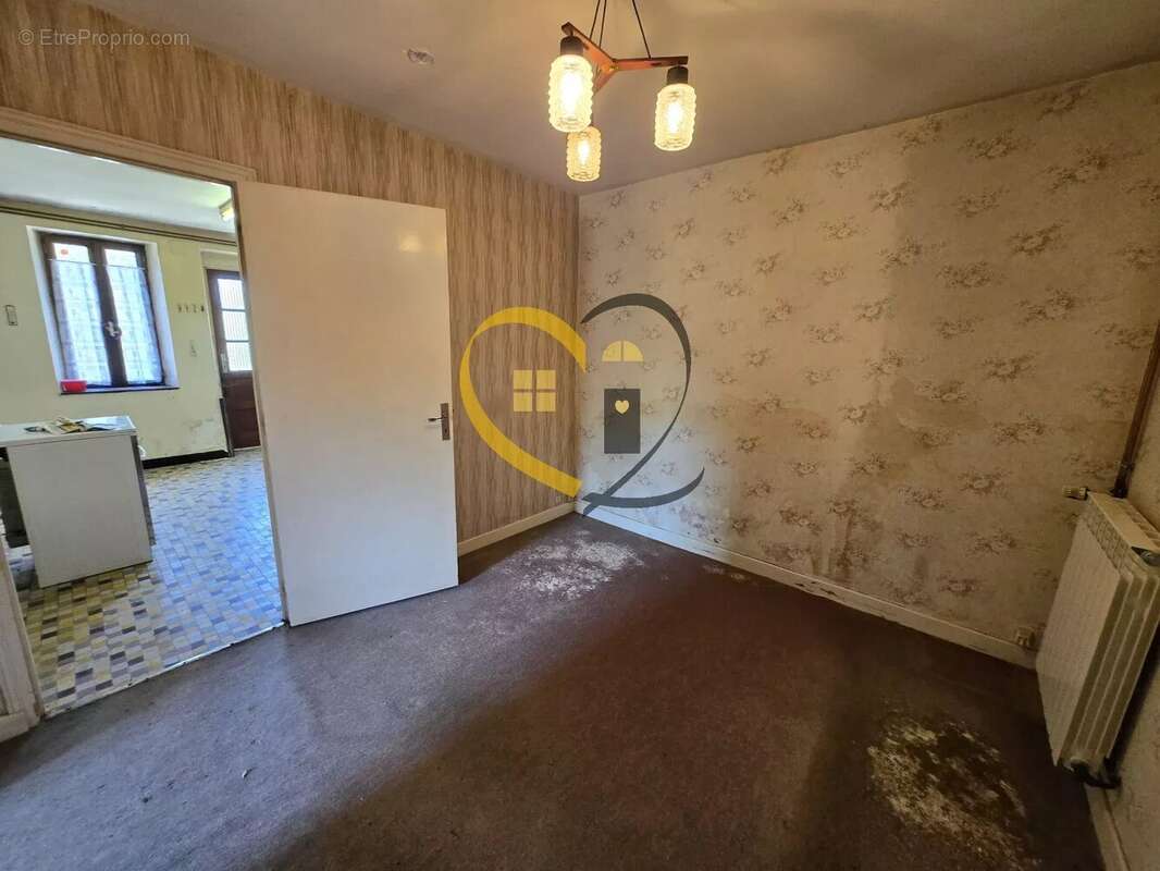 Maison à NEUVY-DEUX-CLOCHERS