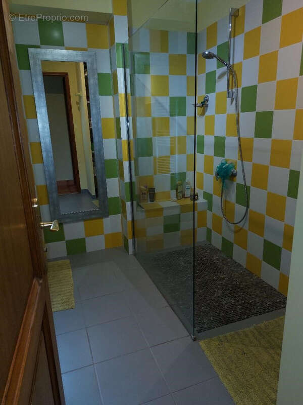 Maison à SAINT-BAUZILLE-DE-MONTMEL