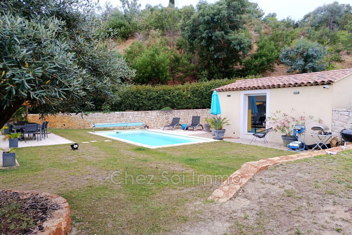 Maison à PEGOMAS