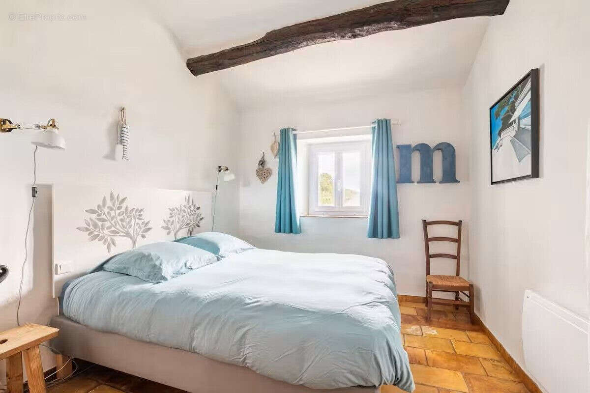 Maison 89 m² à La Roquebrussanne  - photo 8