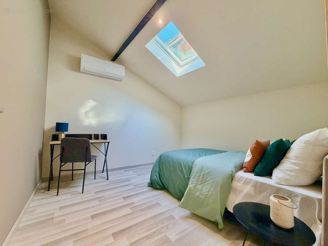 Appartement à QUINCIEUX