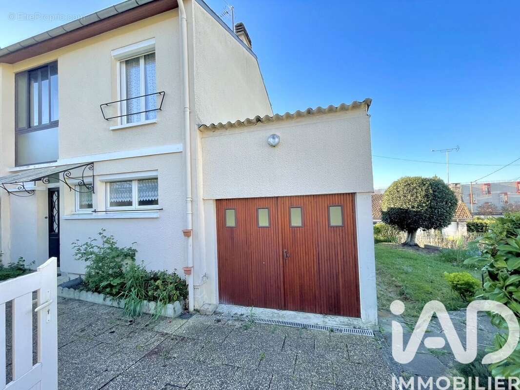 Photo 2 - Maison à LE BLANC