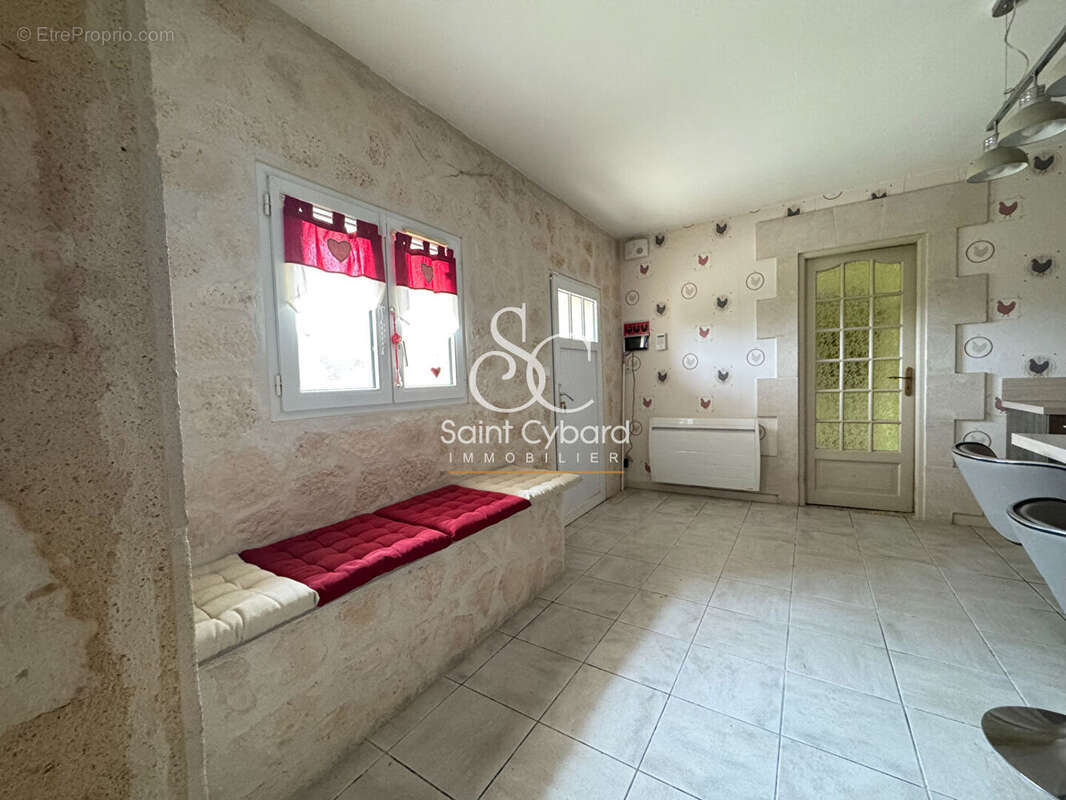 Maison à SAINT-SATURNIN