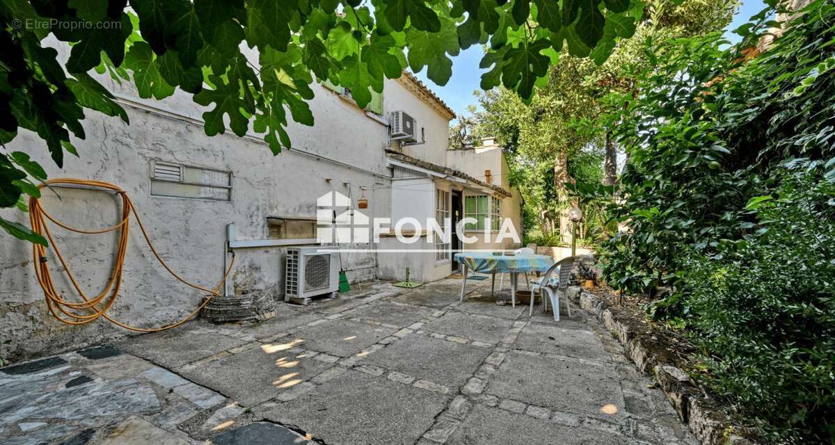 LUNEL-VIEL: Coup de coeur pour cette charmante maison de 150 m2 sur terrain de 813 m2 à 20 min des plages! - photo 14
