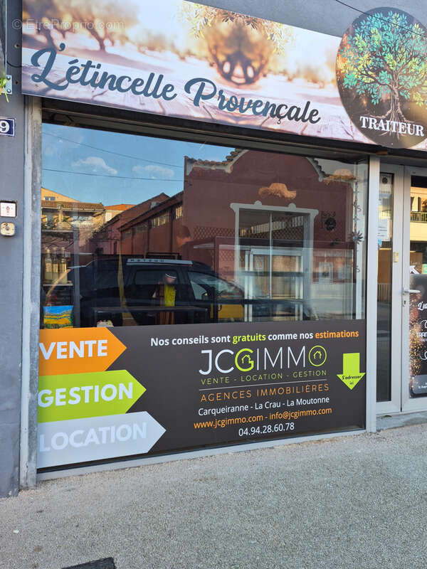 Commerce à CARQUEIRANNE