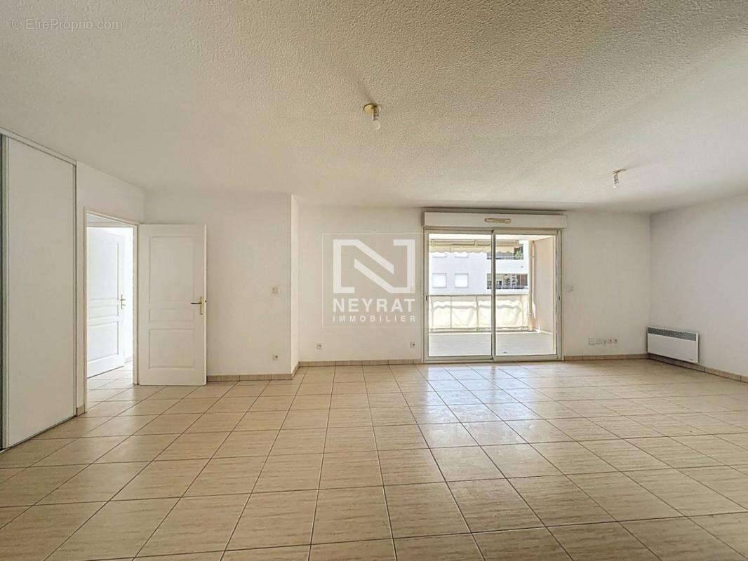 Appartement à SAINT-RAPHAEL