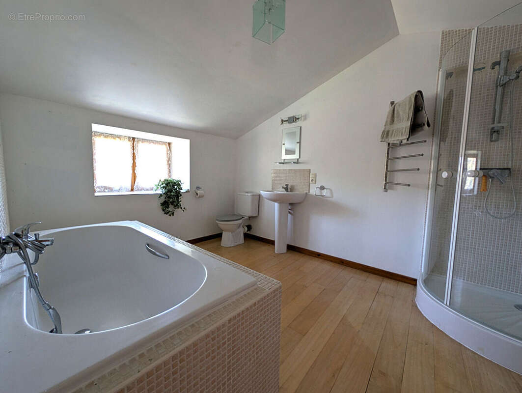 Maison + gîte. A proximité de Saint Antonin - photo 7