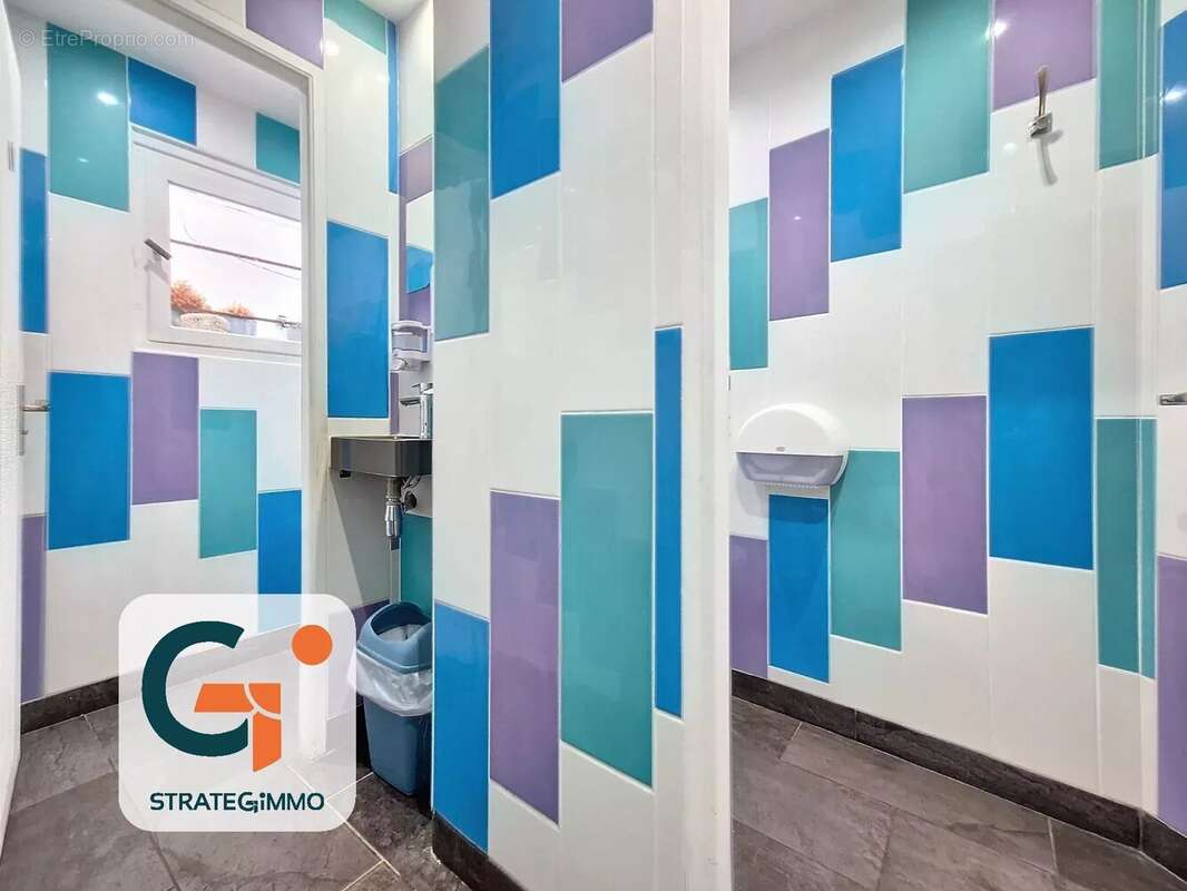 Commerce à LA BOUILLE