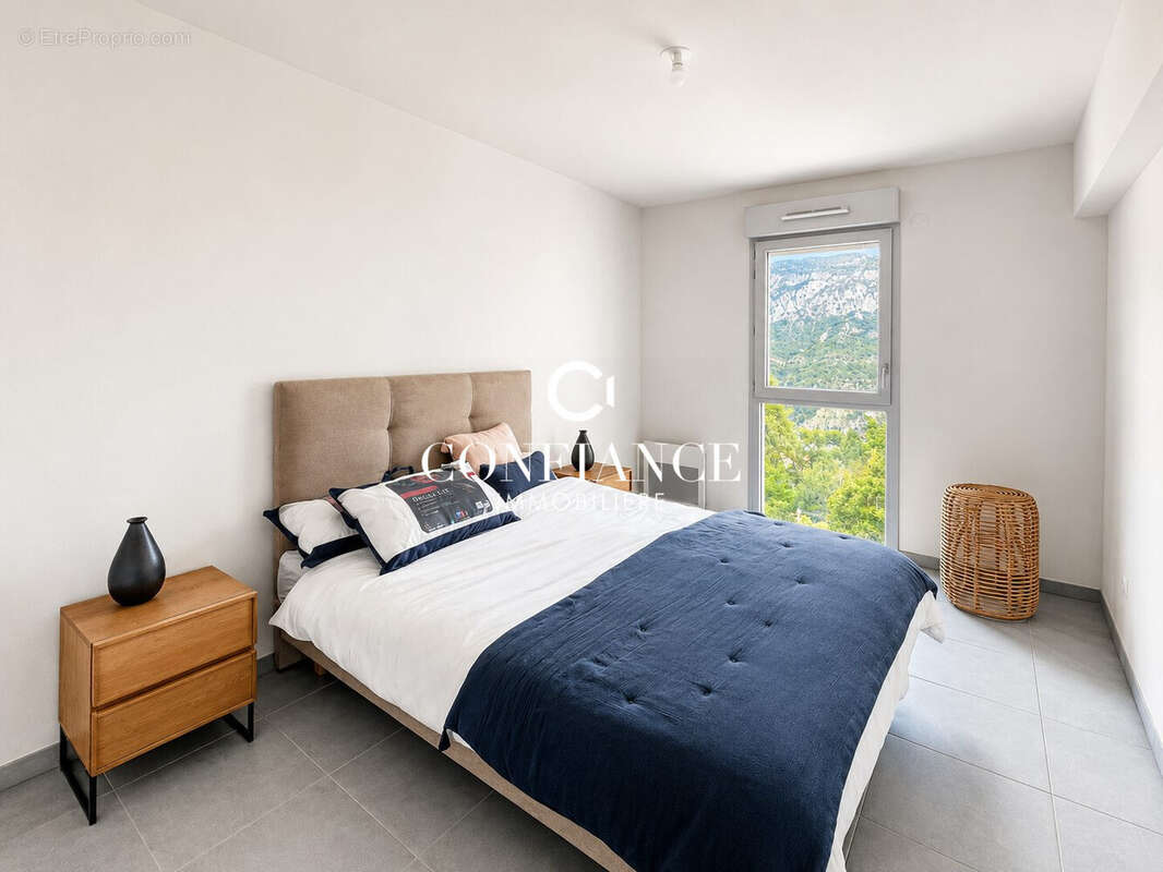 Appartement à GILETTE