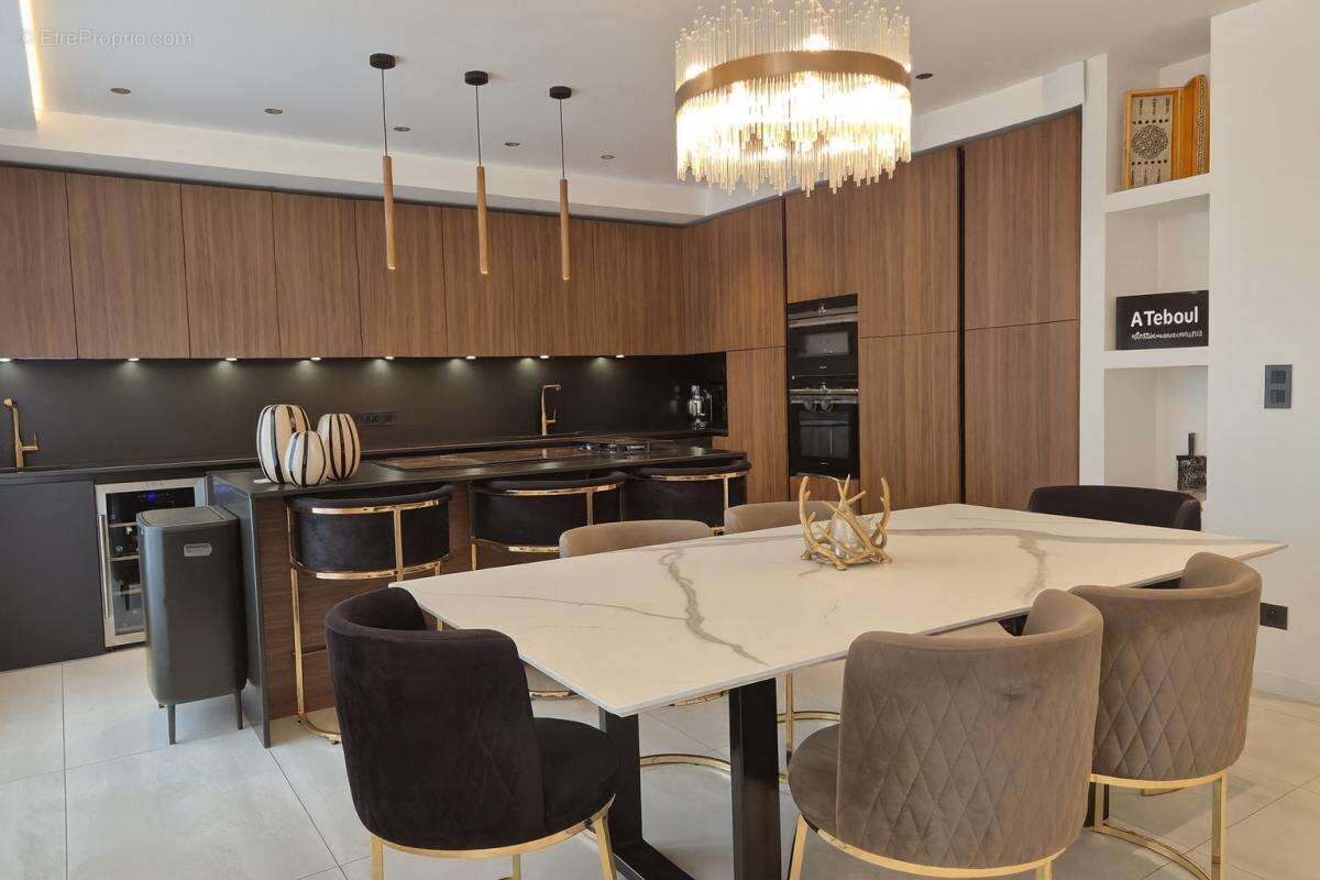 Appartement à LYON-6E