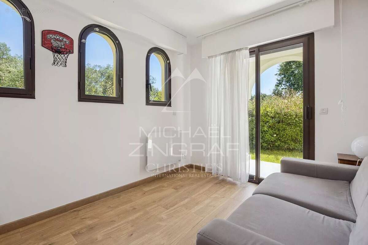Appartement dans une résidence sécurisée - photo 8