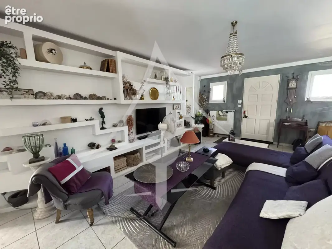 MAISON DE PLAIN-PIED T5 avec grand jardin, piscine et dépendance - photo 4