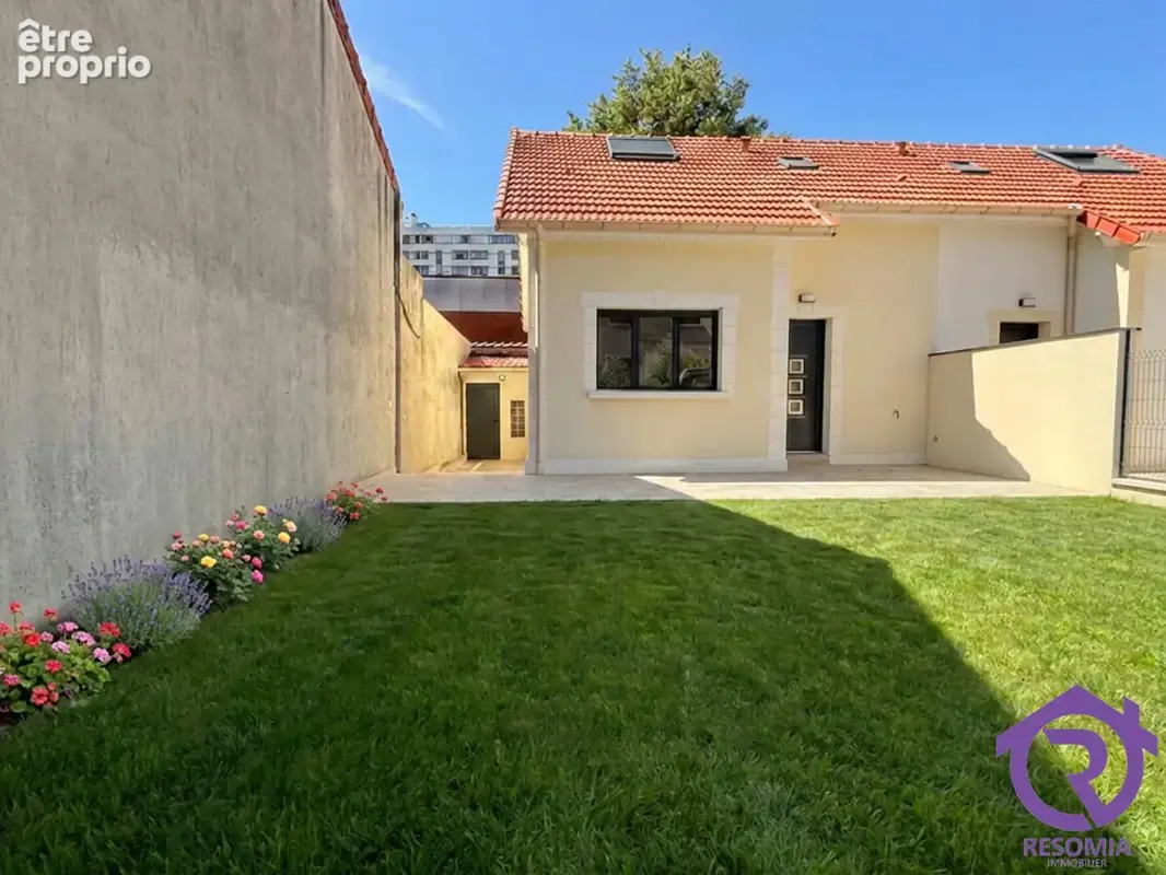 Maison à CHATILLON
