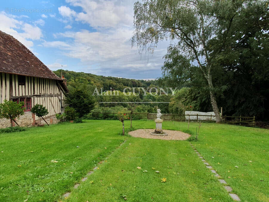 Maison à PONT-L'EVEQUE