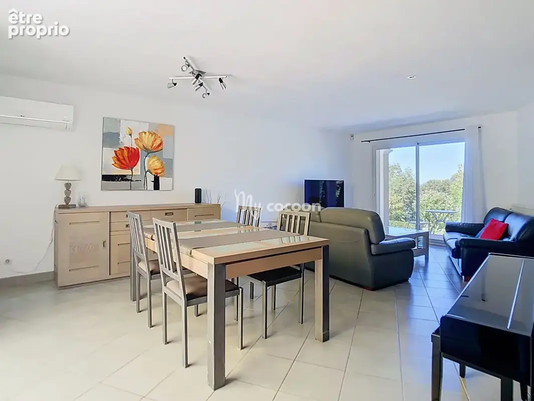 Maison - T5 - 120 m² - photo 7