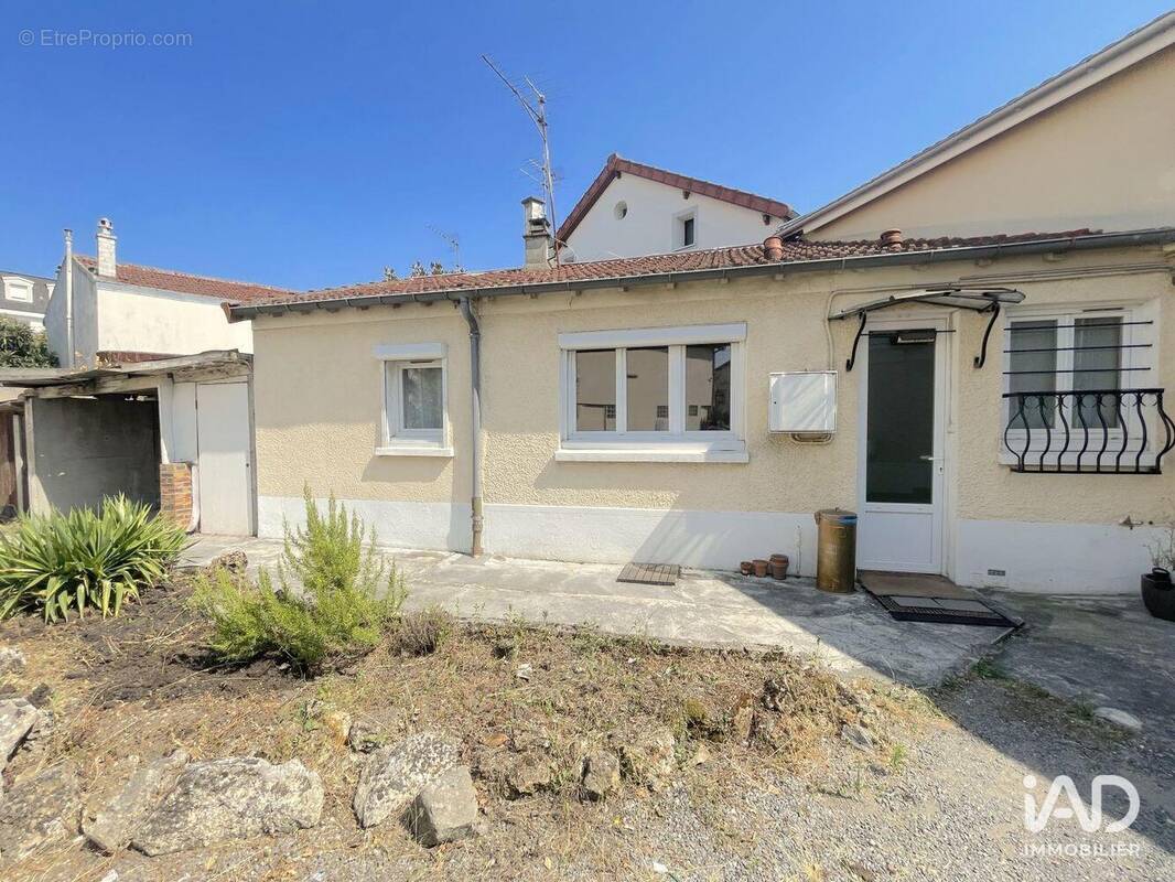 Photo 1 - Appartement à VIGNEUX-SUR-SEINE